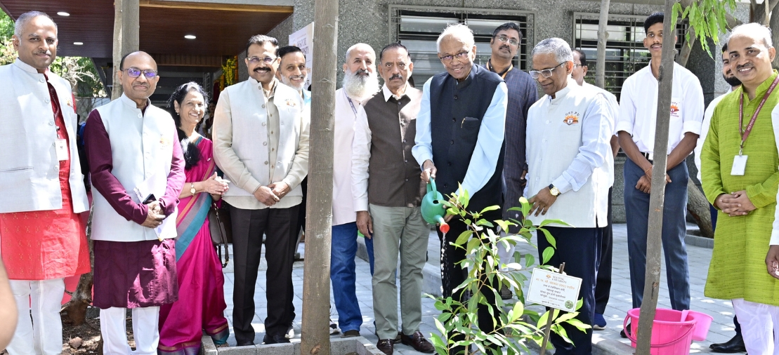 DES PU Inaugurates New School of Science & Mathematics Building