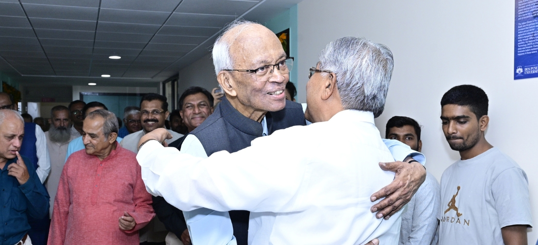 DES PU Inaugurates New School of Science & Mathematics Building
